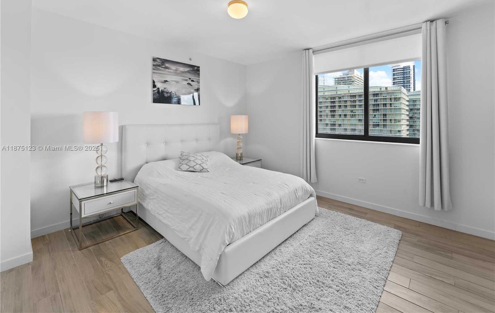Small Image of 999 SOUTH WEST 1ST AVE #3304, Miami Number 7