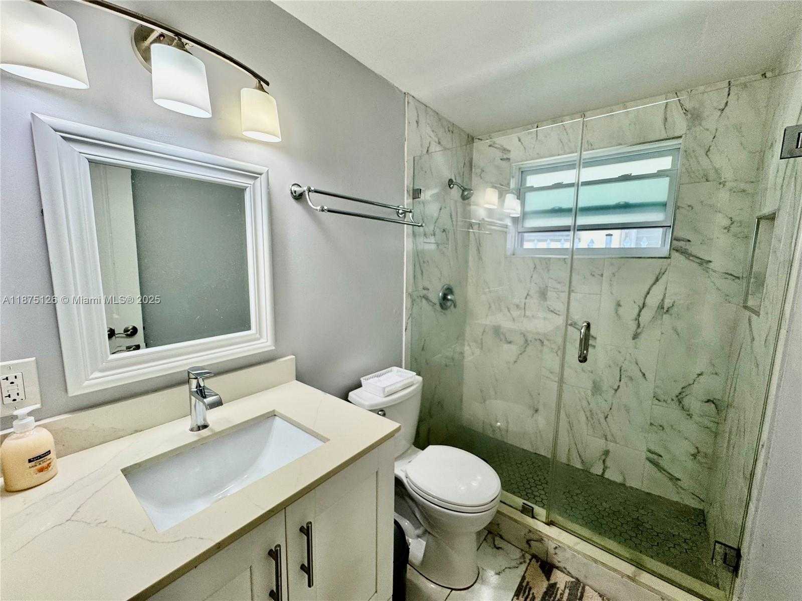 Small Image of 644 MERIDIAN AVE #2, Miami Beach Number 10