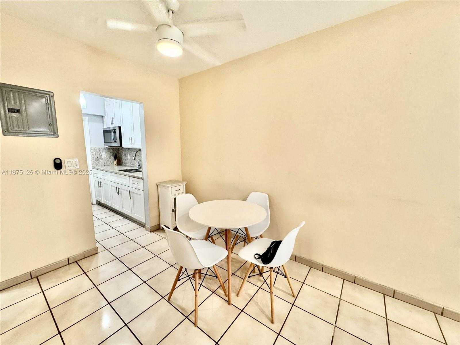 Small Image of 644 MERIDIAN AVE #2, Miami Beach Number 9