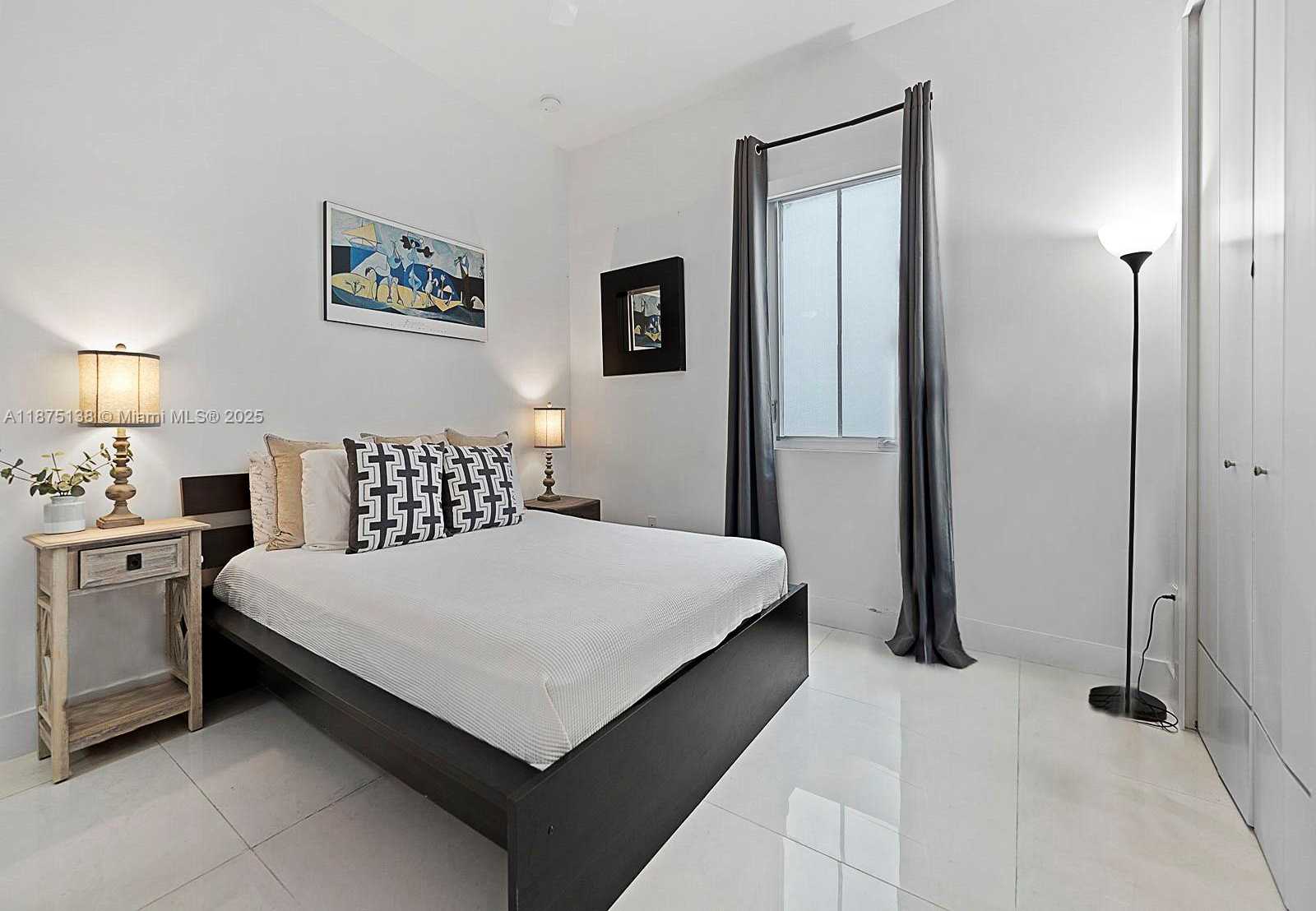 Small Image of 8271 NORTH WEST 34TH DR #., Doral Number 34