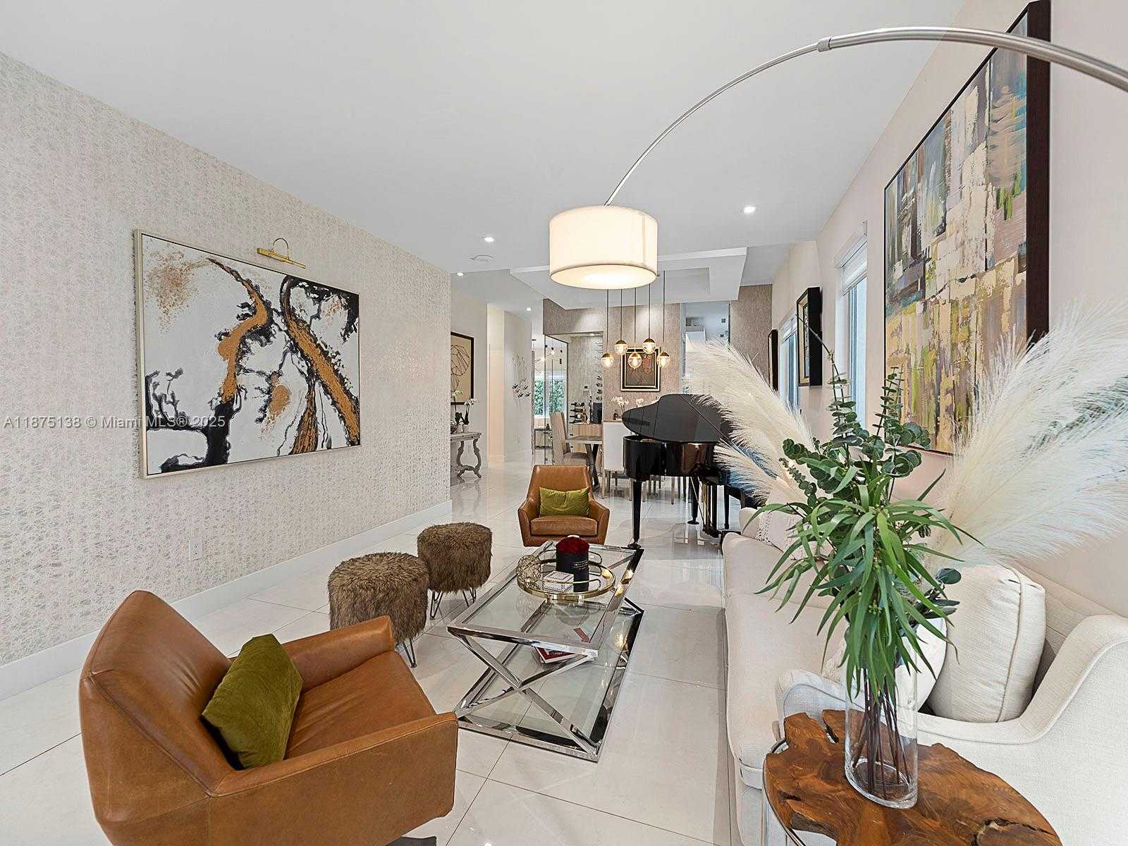 Small Image of 8271 NORTH WEST 34TH DR #., Doral Number 4