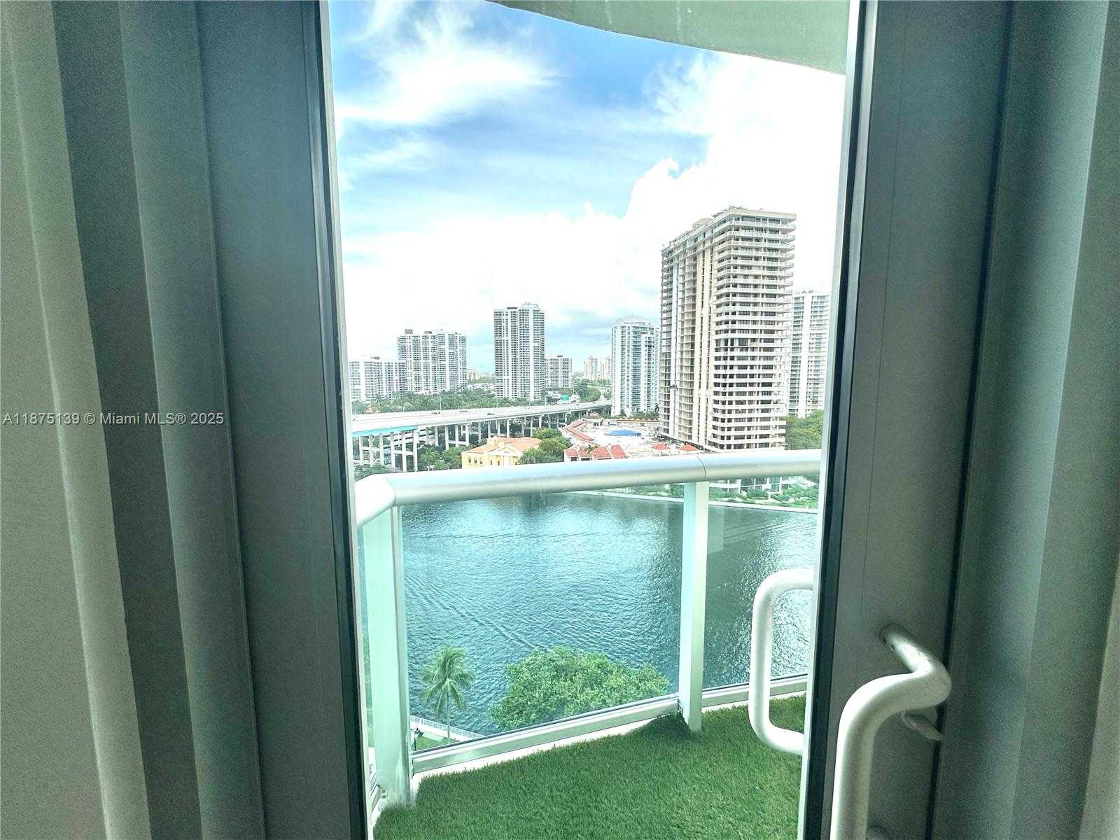 Small Image of 19390 COLLINS AV #1515, Sunny Isles Beach Number 12