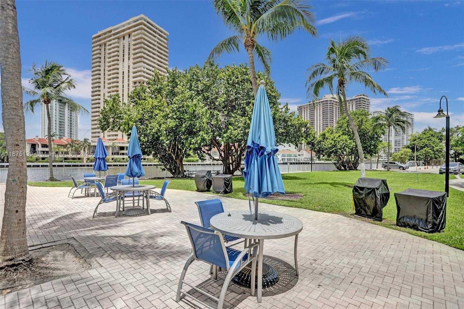 Small Image of 19390 COLLINS AV #1515, Sunny Isles Beach Number 18