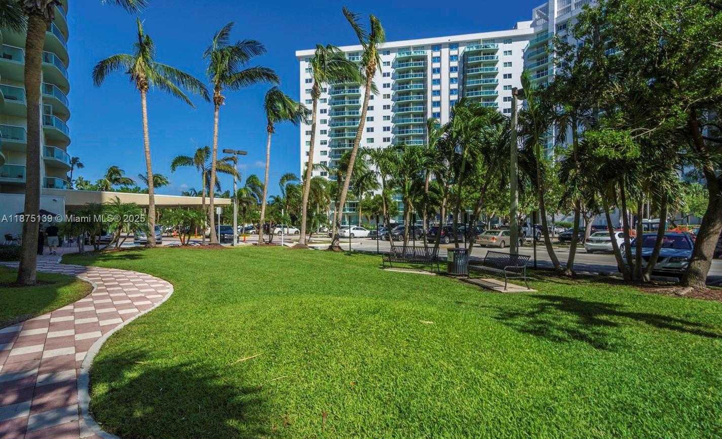 Small Image of 19390 COLLINS AV #1515, Sunny Isles Beach Number 28