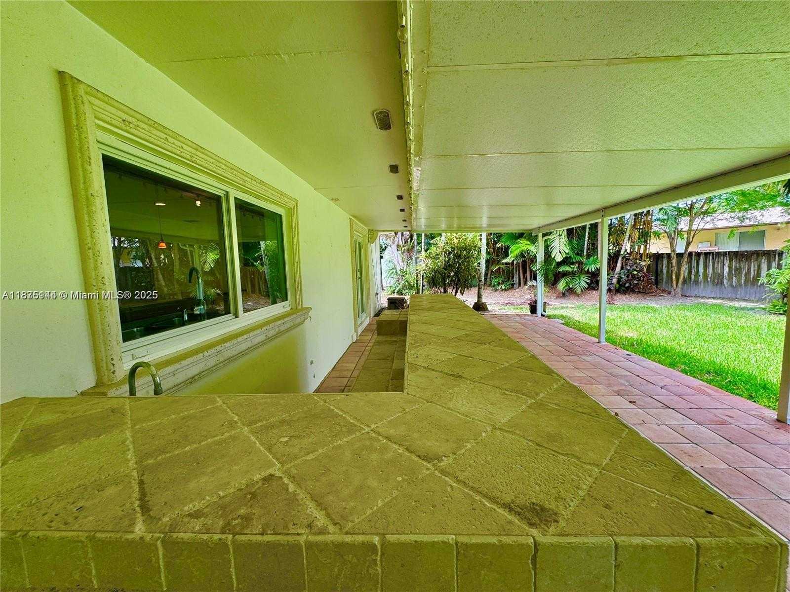 Small Image of 18421 SOUTH WEST 86TH CT, Cutler Bay Number 14