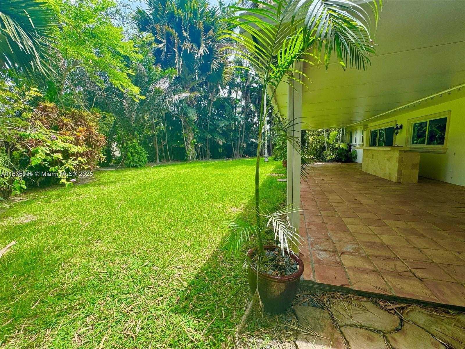 Small Image of 18421 SOUTH WEST 86TH CT, Cutler Bay Number 15