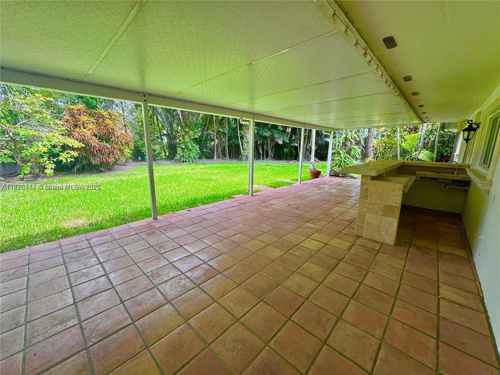 Small Image of 18421 SOUTH WEST 86TH CT, Cutler Bay Number 16