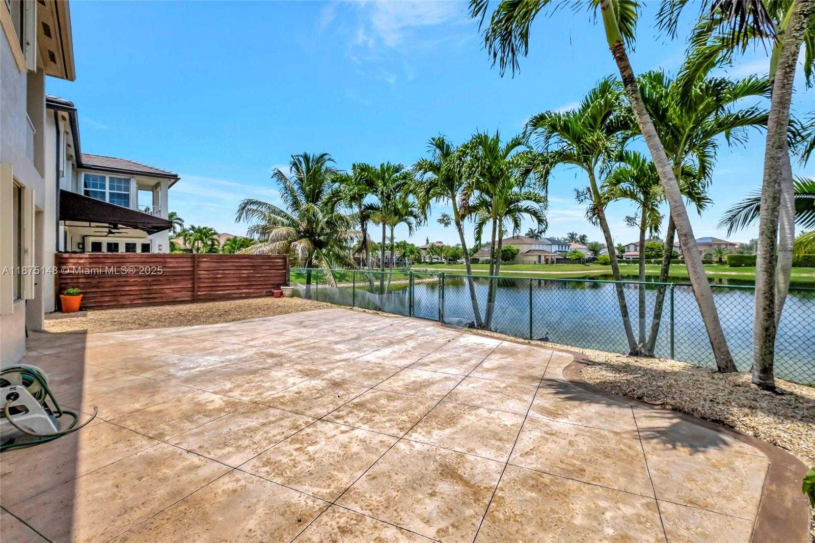 Small Image of 14443 SOUTH WEST 12TH LN, Miami Number 17