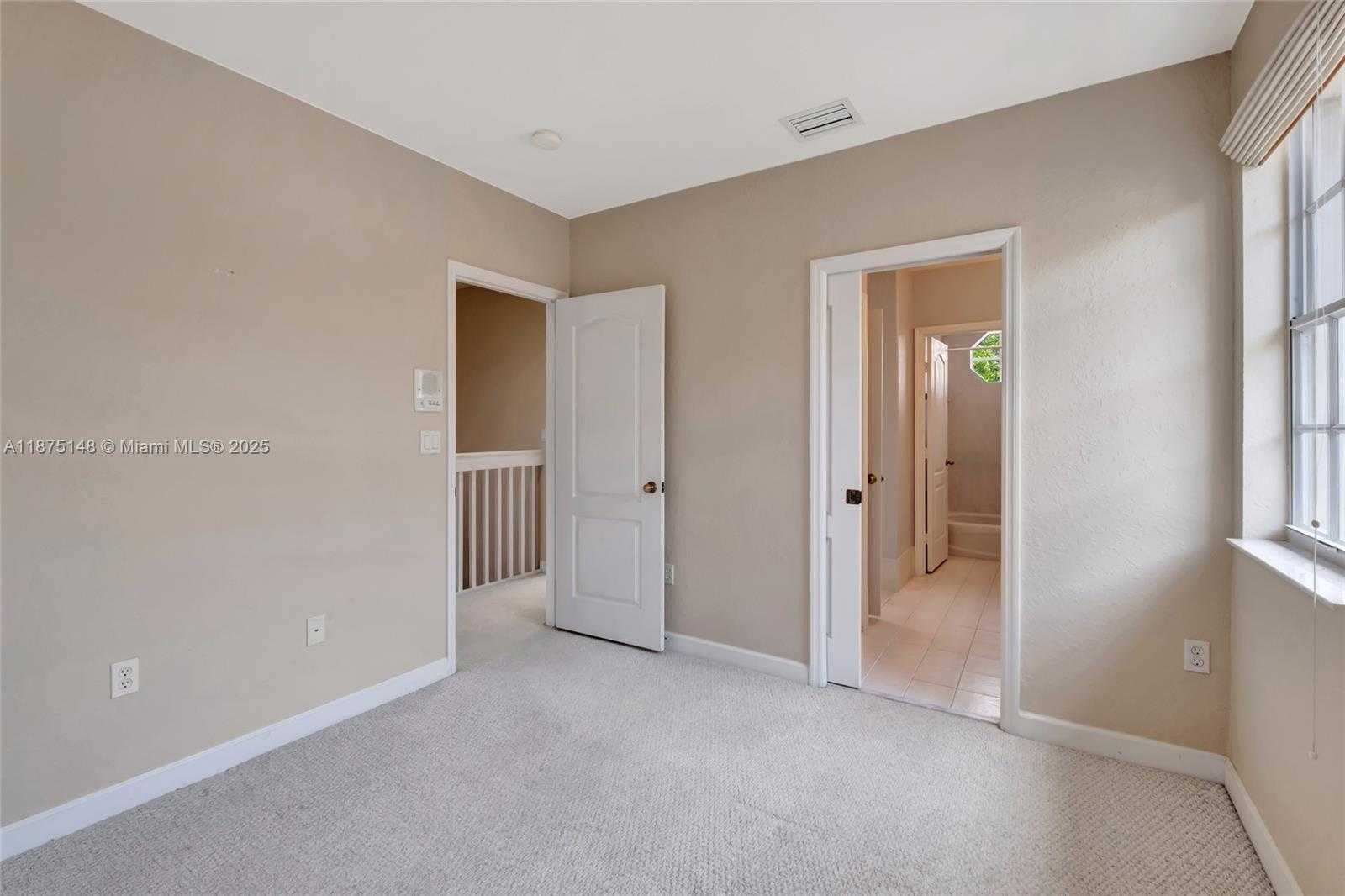 Small Image of 14443 SOUTH WEST 12TH LN, Miami Number 25