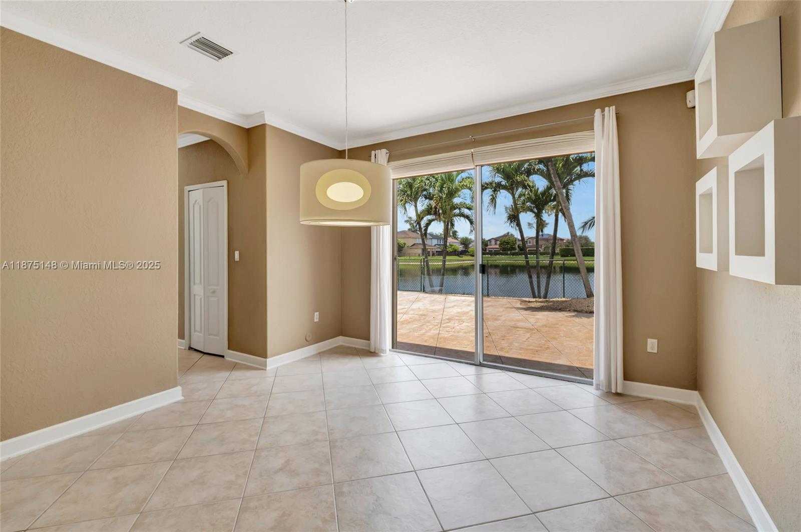 Small Image of 14443 SOUTH WEST 12TH LN, Miami Number 5