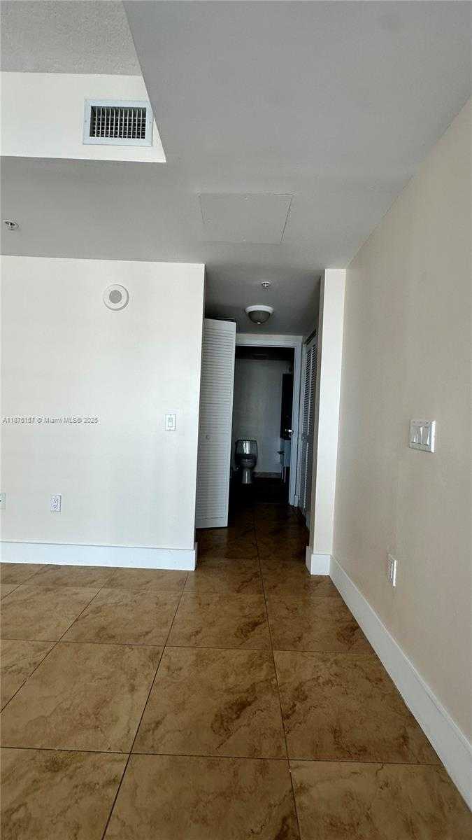 Small Image of 41 SOUTH EAST 5TH ST #1104, Miami Number 21