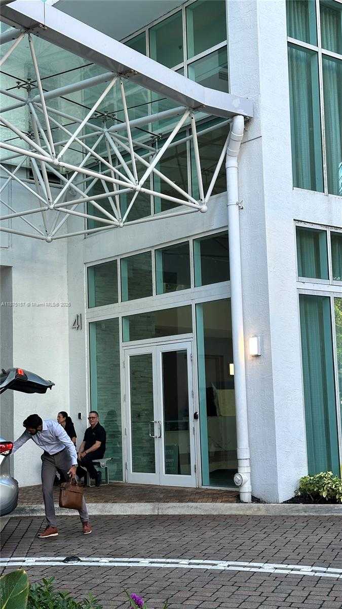 Small Image of 41 SOUTH EAST 5TH ST #1104, Miami Number 3