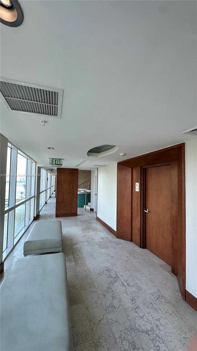 Small Image of 41 SOUTH EAST 5TH ST #1104, Miami Number 38