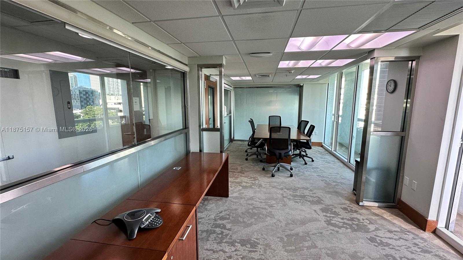 Small Image of 41 SOUTH EAST 5TH ST #1104, Miami Number 50