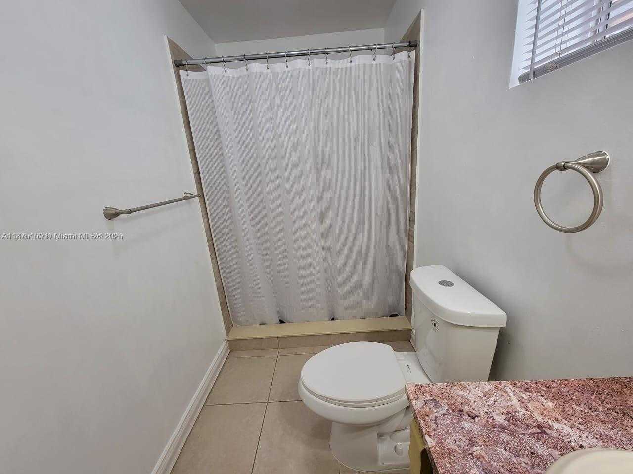 Small Image of 1621 MADISON ST #B, Hollywood Number 7