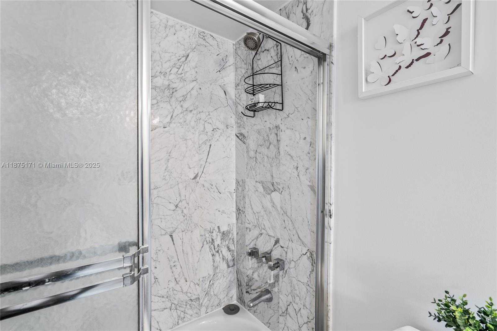 Small Image of 5757 COLLINS AVE #1602, Miami Beach Number 44