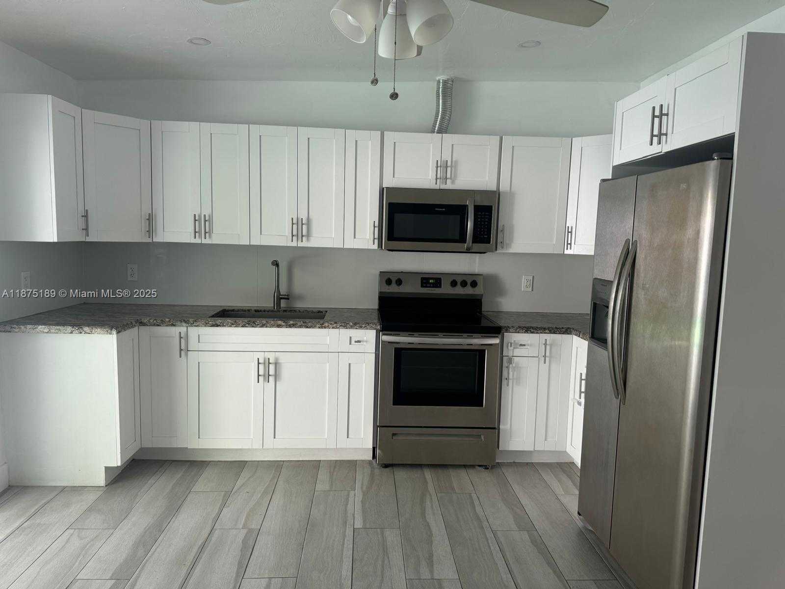Small Image of 20028 SOUTH WEST 124TH PL, Miami Number 5