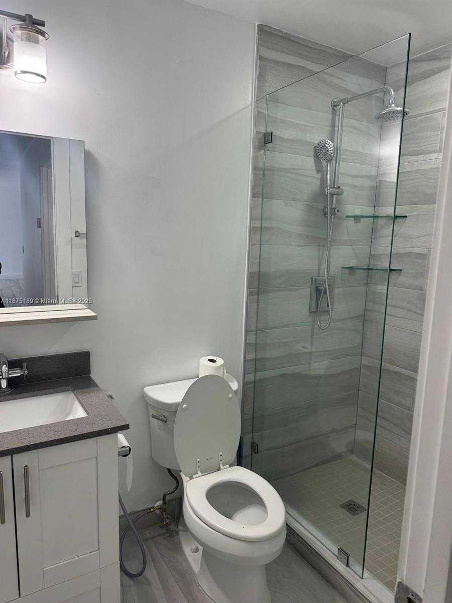 Small Image of 20028 SOUTH WEST 124TH PL, Miami Number 9