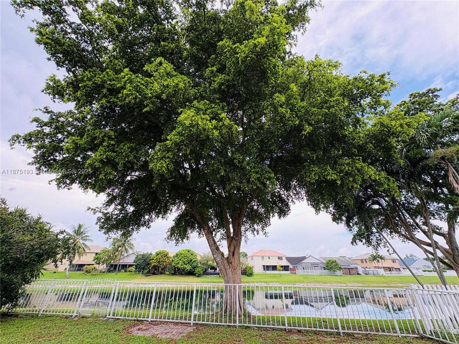 Small Image of 8579 DYNASTY DR #8579, Boca Raton Number 28