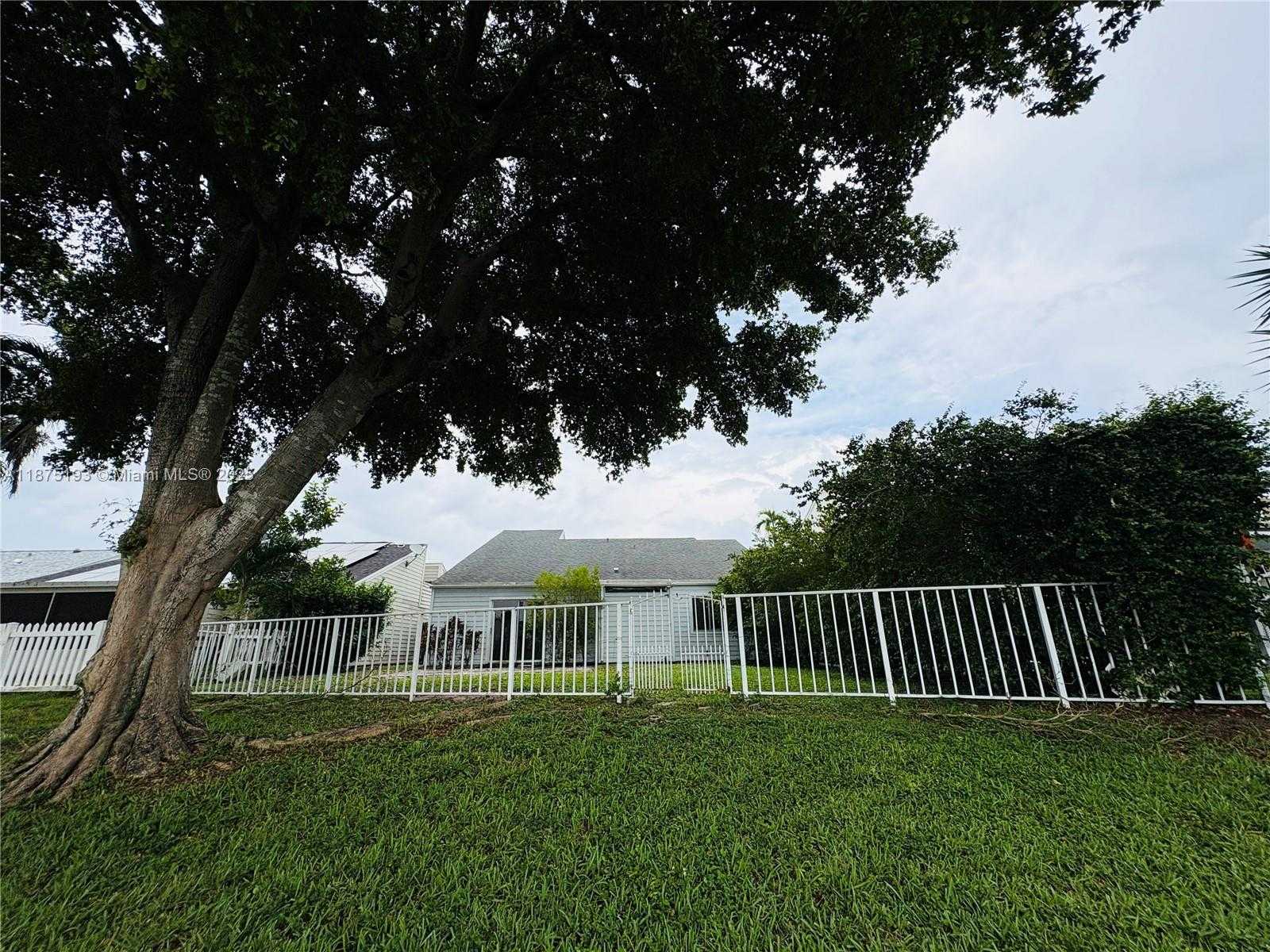 Small Image of 8579 DYNASTY DR #8579, Boca Raton Number 29