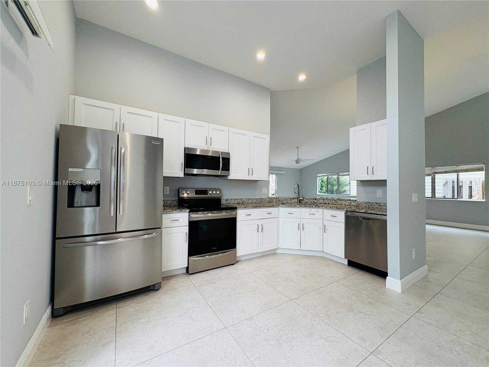Small Image of 8579 DYNASTY DR #8579, Boca Raton Number 9