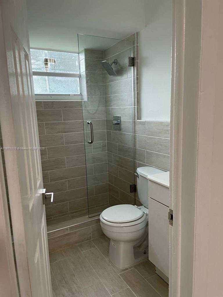 Small Image of 802 NORTH 58TH AVE #2, Hollywood Number 14