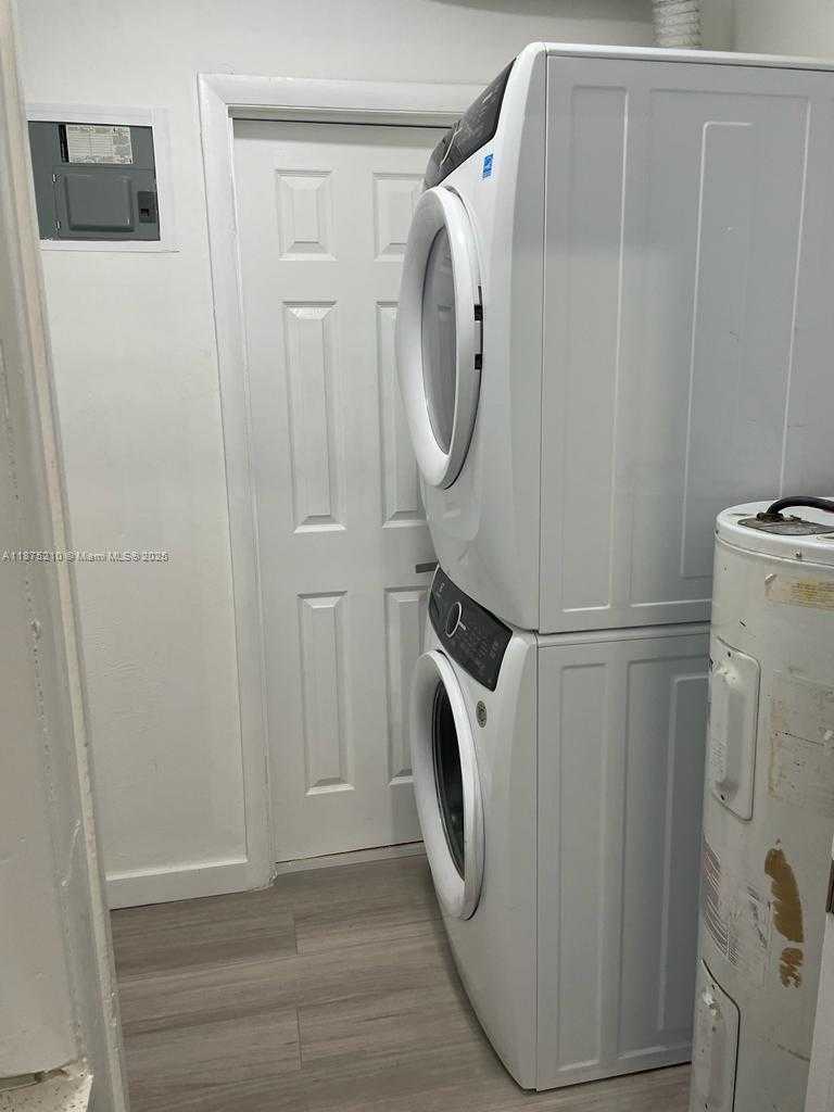 Small Image of 802 NORTH 58TH AVE #2, Hollywood Number 15