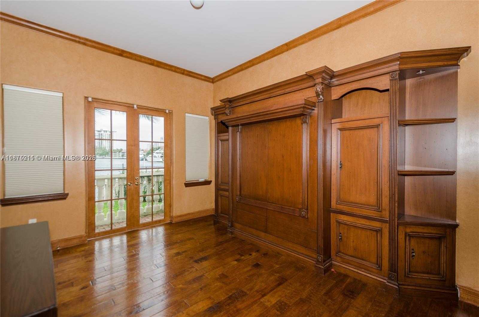 Small Image of 3283 NORTH EAST 171ST ST, North Miami Beach Number 11