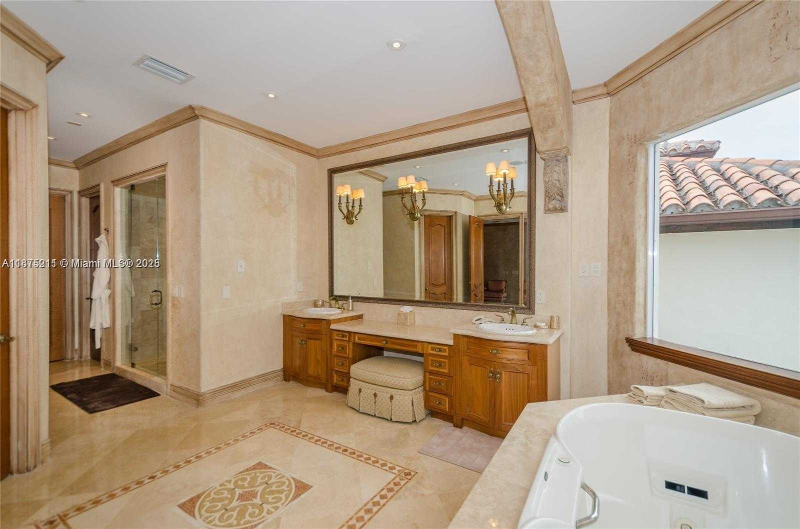 Small Image of 3283 NORTH EAST 171ST ST, North Miami Beach Number 15