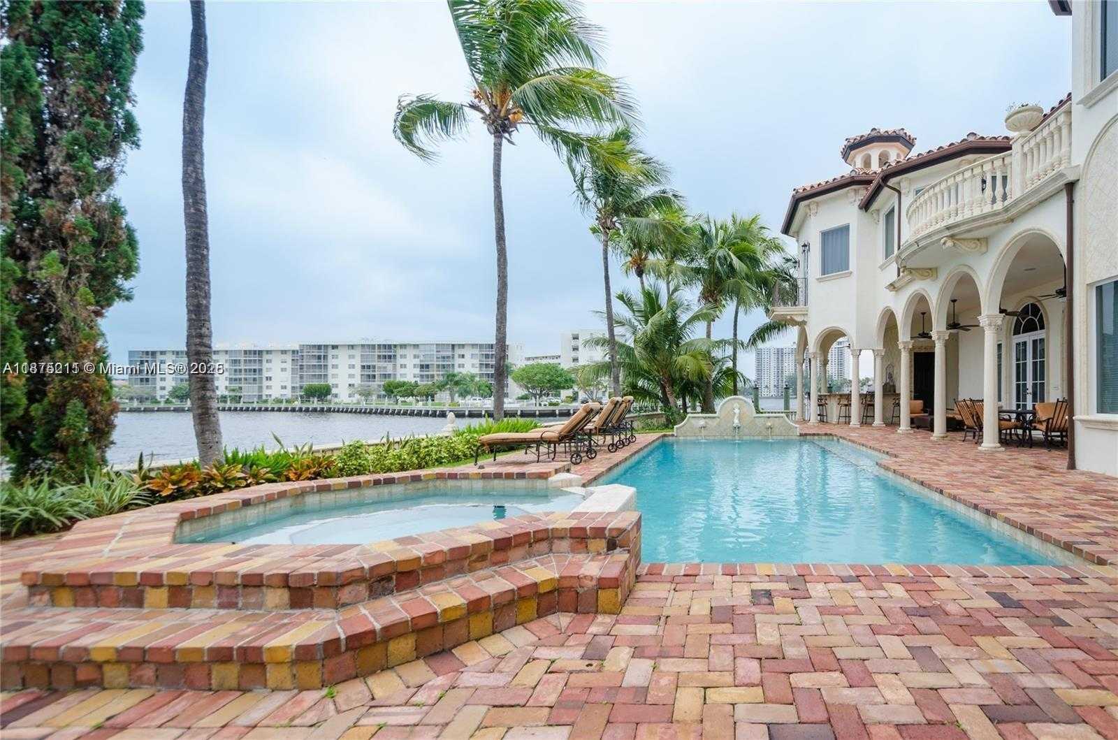 Small Image of 3283 NORTH EAST 171ST ST, North Miami Beach Number 2