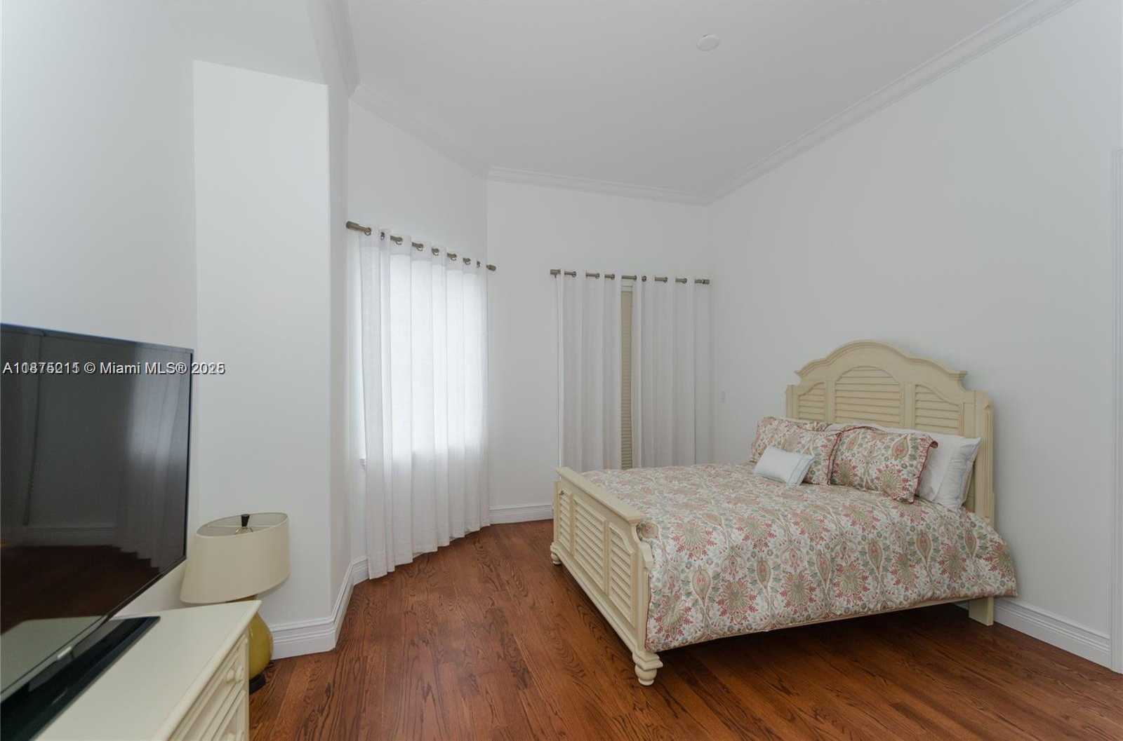 Small Image of 3283 NORTH EAST 171ST ST, North Miami Beach Number 23