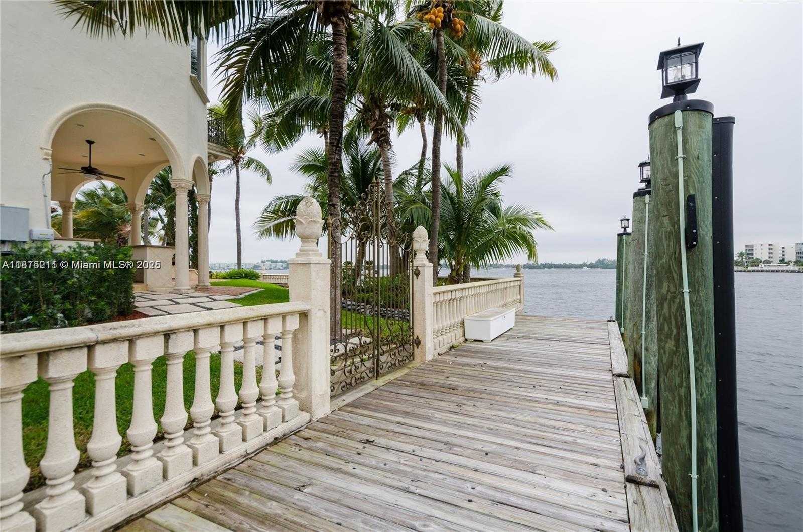 Small Image of 3283 NORTH EAST 171ST ST, North Miami Beach Number 5