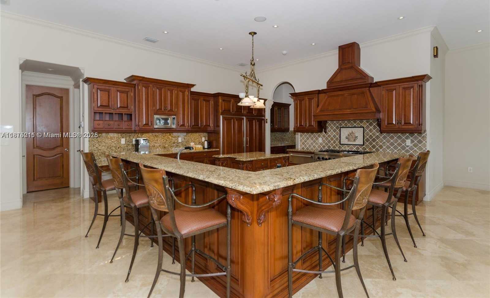 Small Image of 3283 NORTH EAST 171ST ST, North Miami Beach Number 7