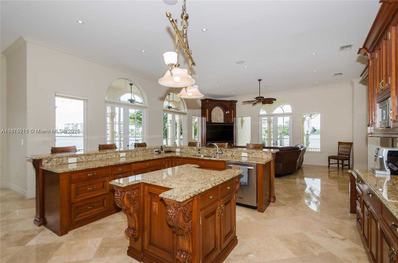 Small Image of 3283 NORTH EAST 171ST ST, North Miami Beach Number 9