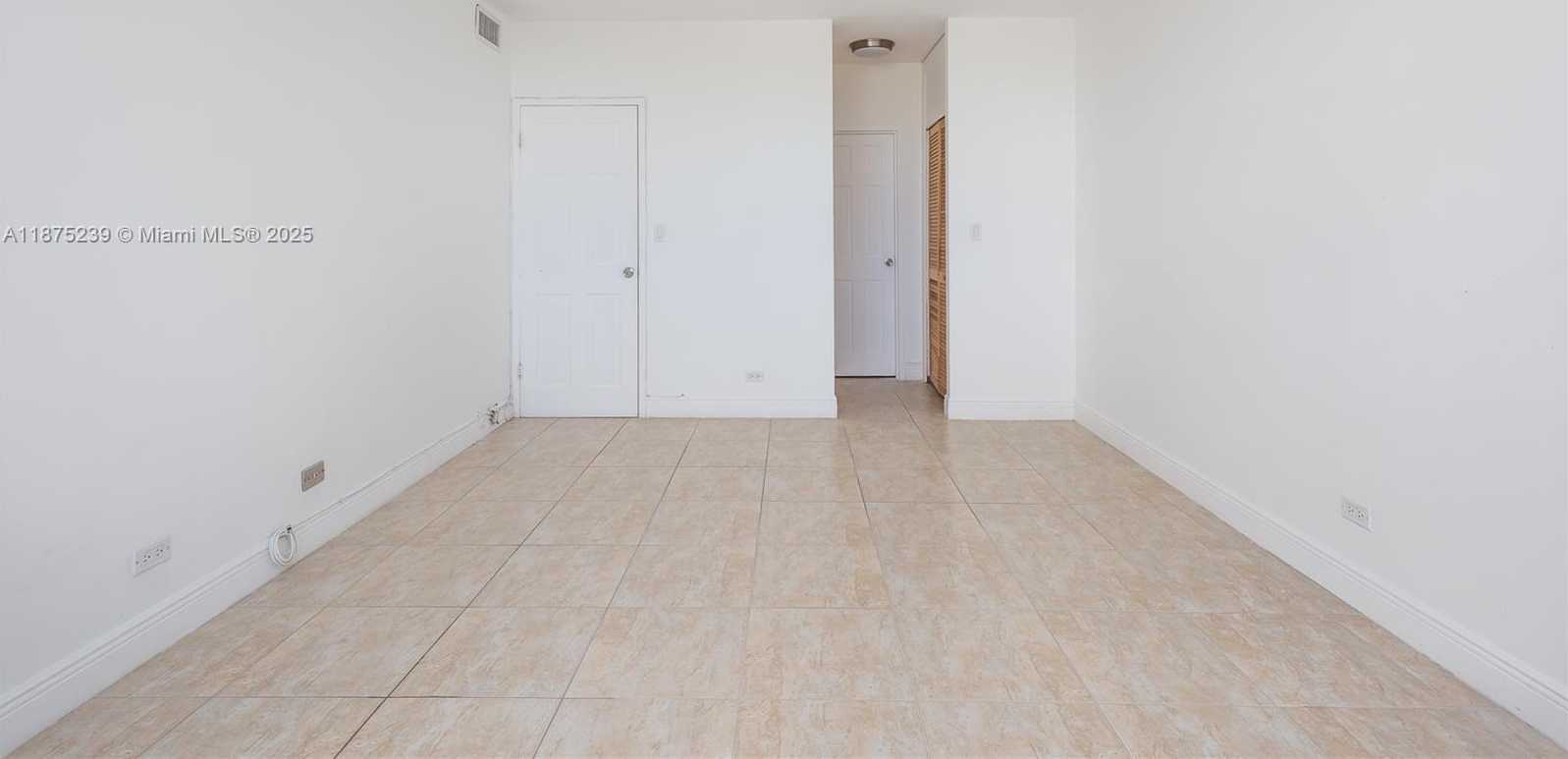 Small Image of 7441 WAYNE AVE #12I, Miami Beach Number 15