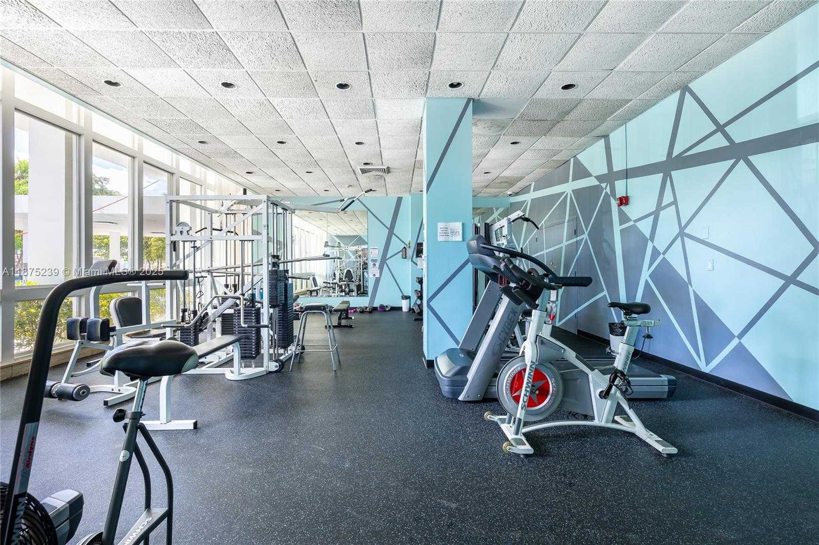 Small Image of 7441 WAYNE AVE #12I, Miami Beach Number 22