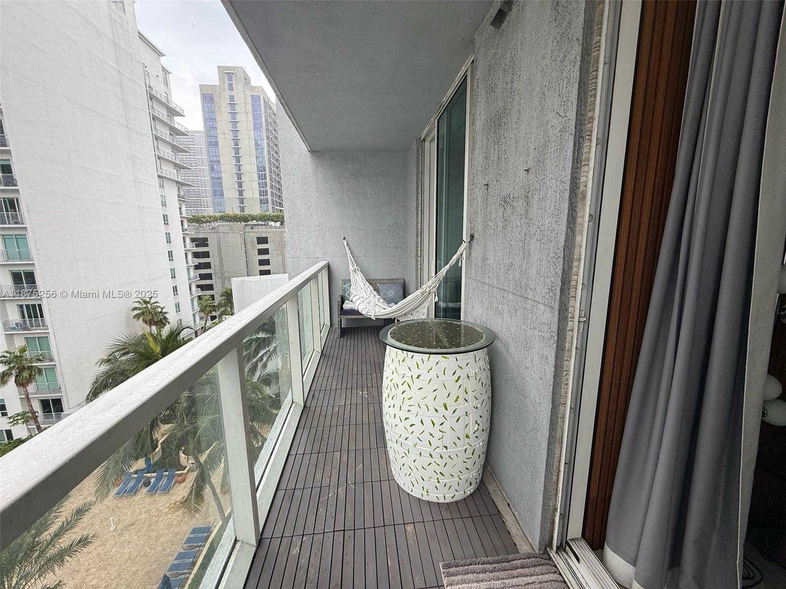 Small Image of 253 NORTH EAST 2ND ST #1506, Miami Number 31
