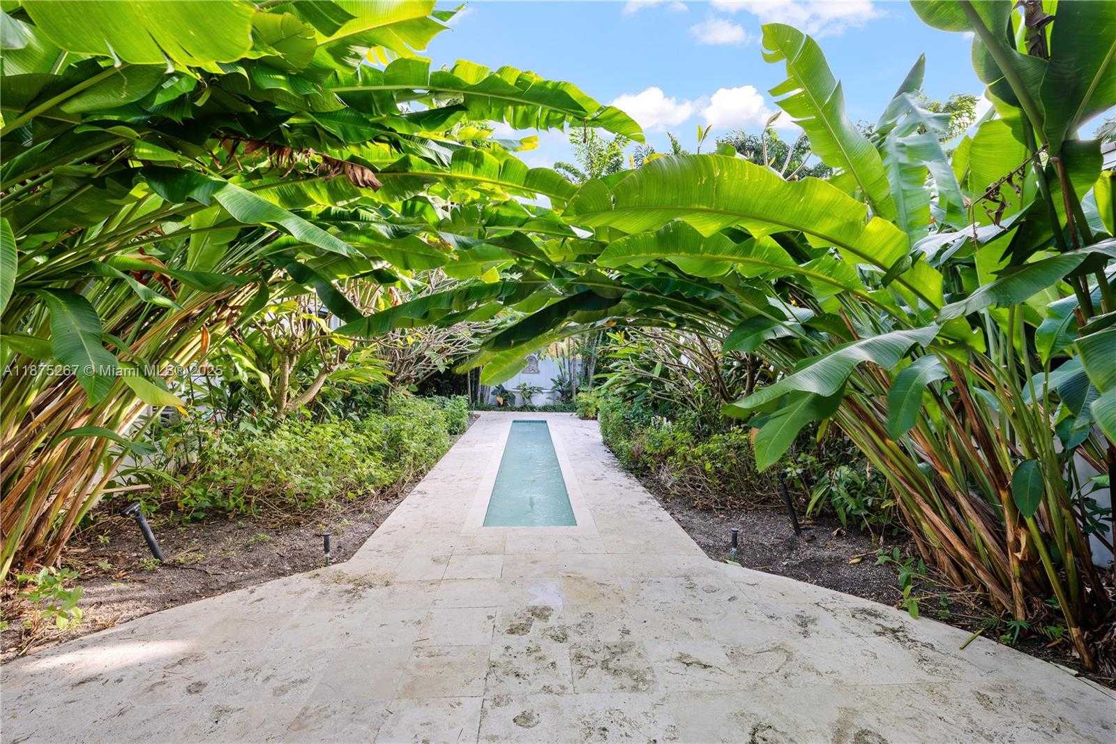 Small Image of 625 EAST DILIDO DR, Miami Beach Number 23