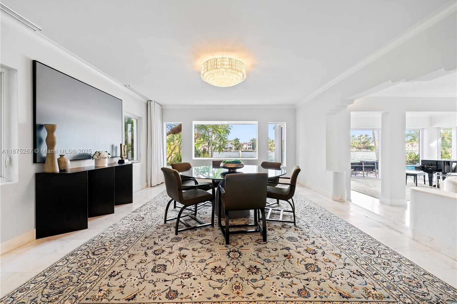 Small Image of 625 EAST DILIDO DR, Miami Beach Number 6