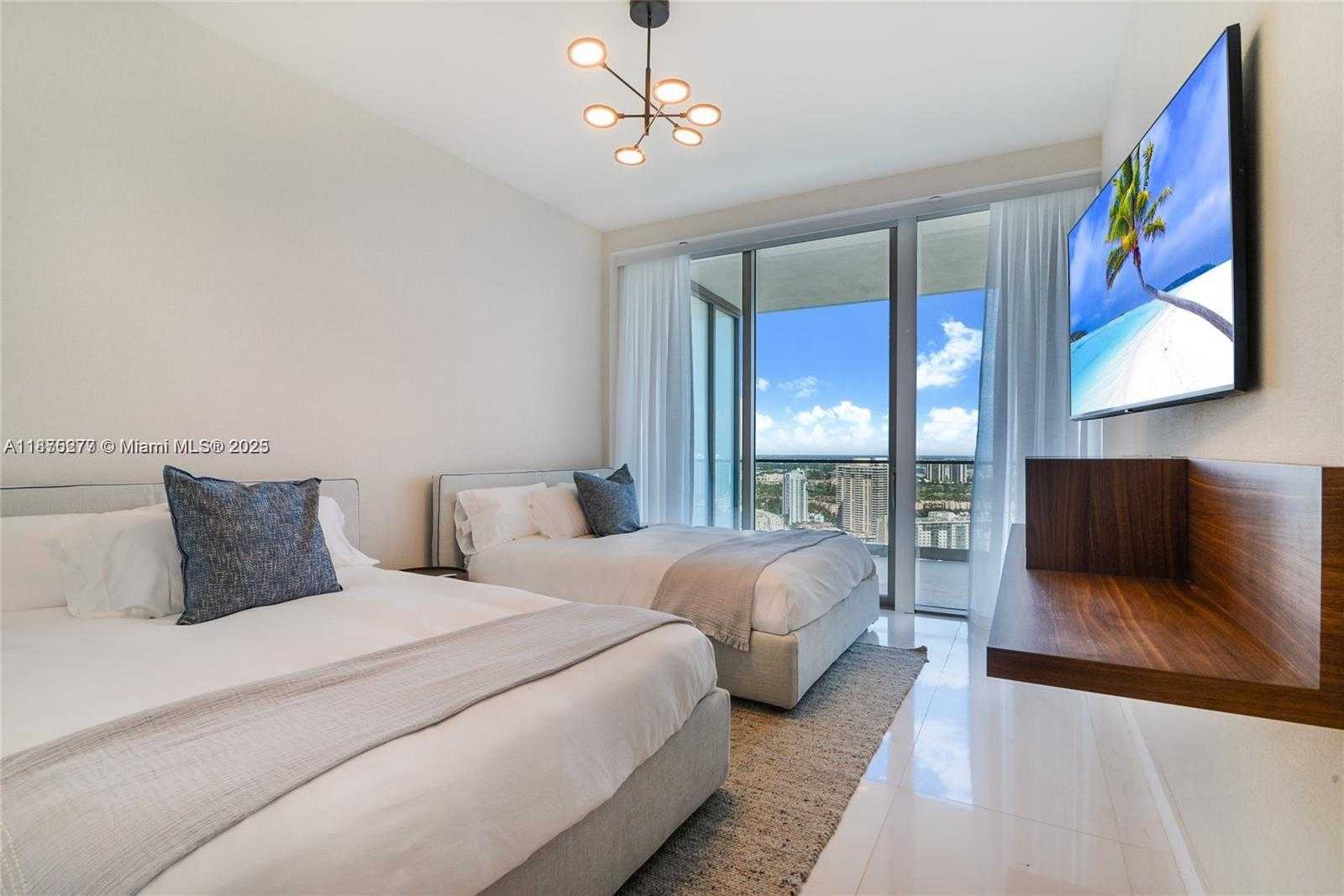 Small Image of 18975 COLLINS AVE #3102, Sunny Isles Beach Number 10