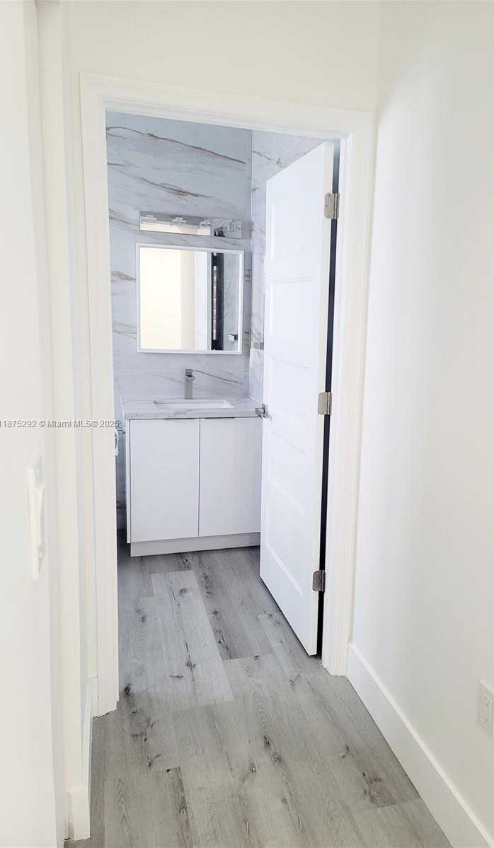 Small Image of 707 EAST 32 ST, Hialeah Number 24