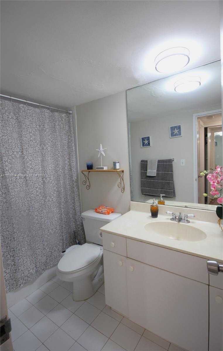 Small Image of 5161 COLLINS AVE #603, Miami Beach Number 18