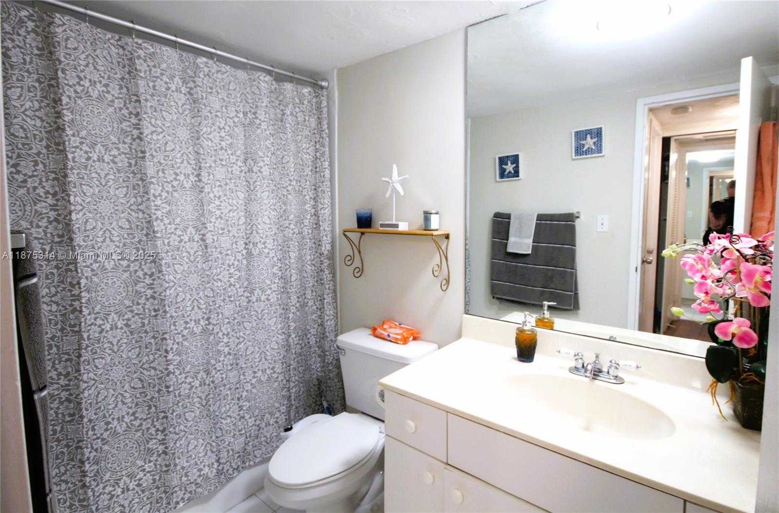 Small Image of 5161 COLLINS AVE #603, Miami Beach Number 5