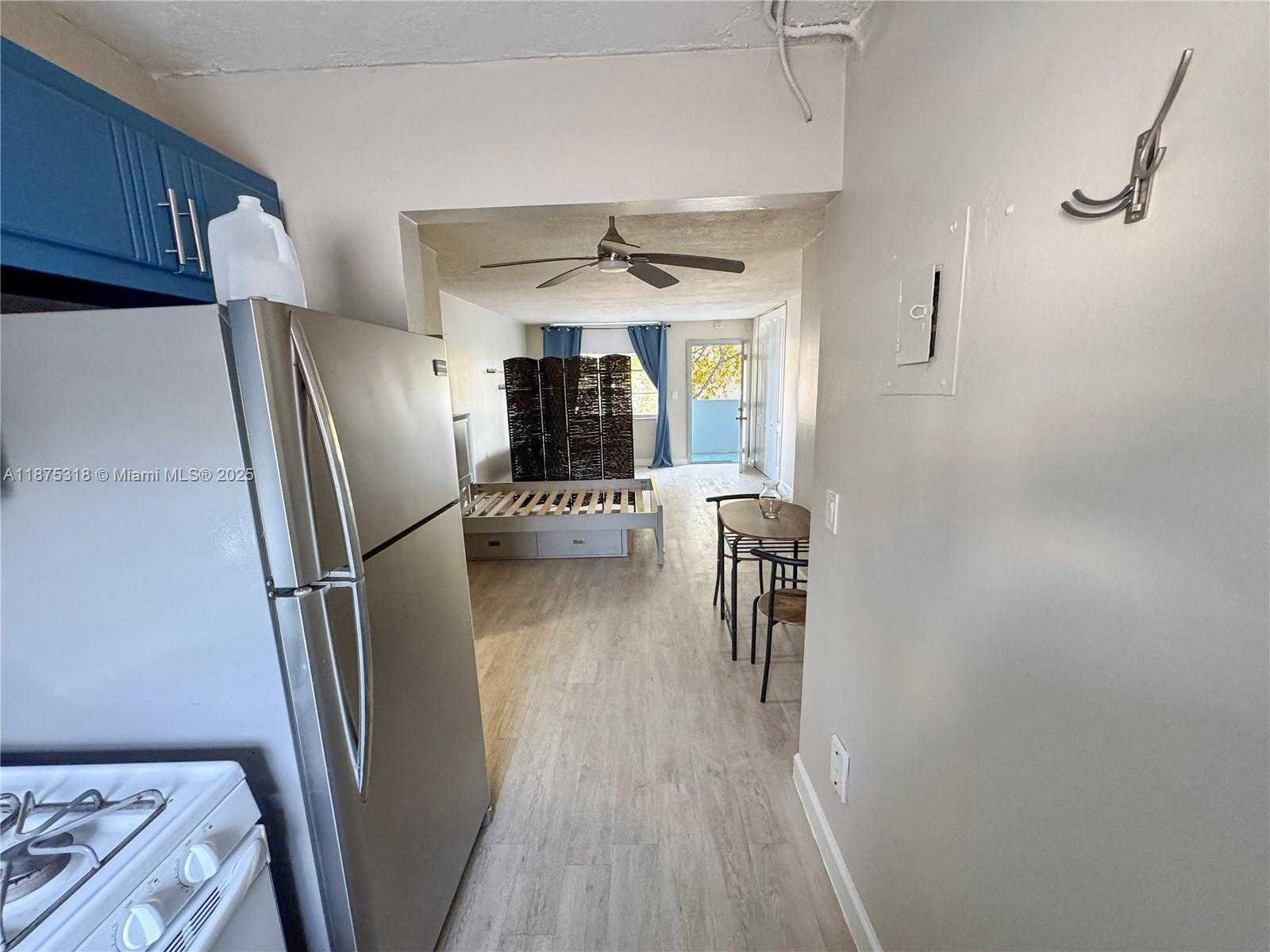 Small Image of 631 JEFFERSON AVE #302, Miami Beach Number 8