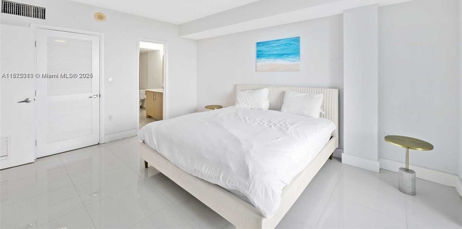 Small Image of 10275 COLLINS AVE #526, Bal Harbour Number 21
