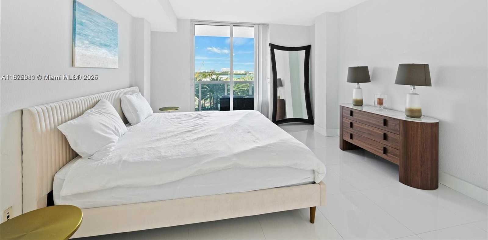 Small Image of 10275 COLLINS AVE #526, Bal Harbour Number 22