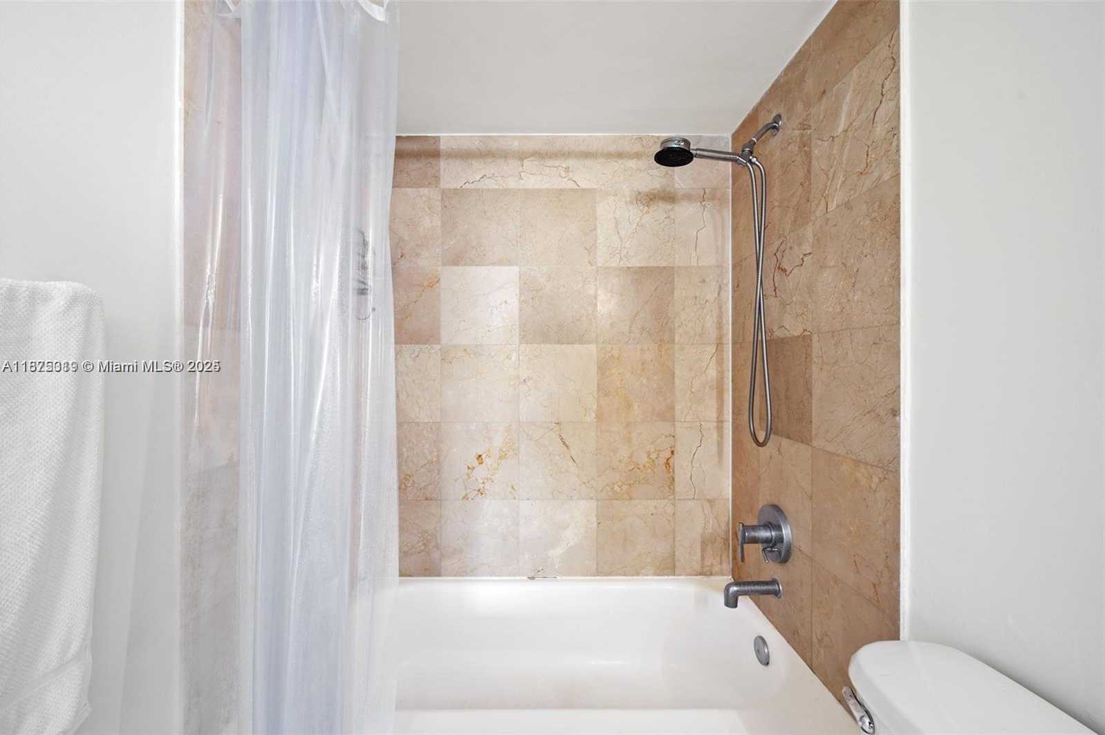 Small Image of 10275 COLLINS AVE #526, Bal Harbour Number 24