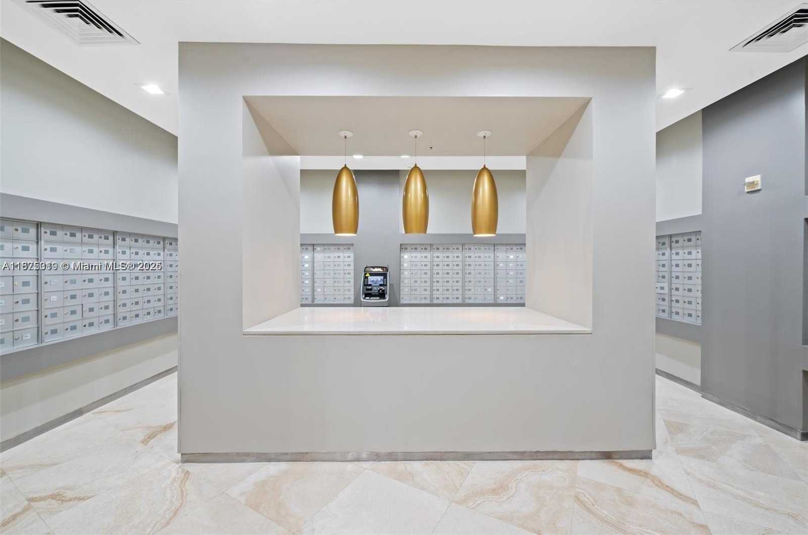 Small Image of 10275 COLLINS AVE #526, Bal Harbour Number 30