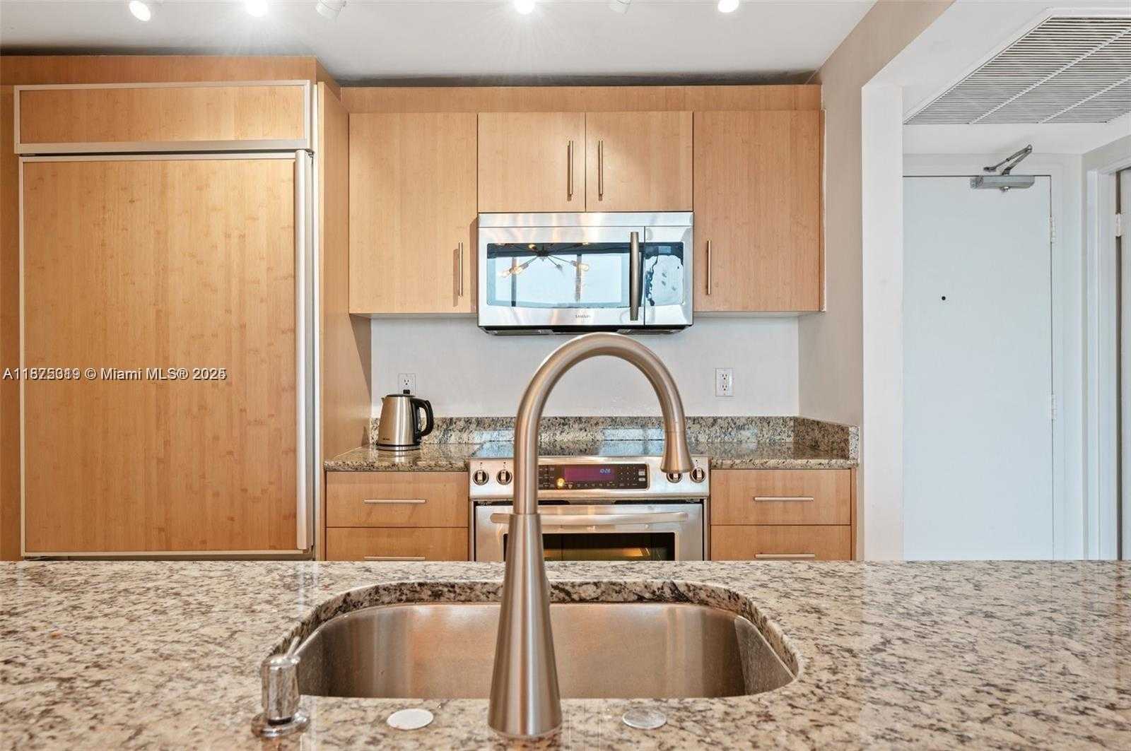 Small Image of 10275 COLLINS AVE #526, Bal Harbour Number 9