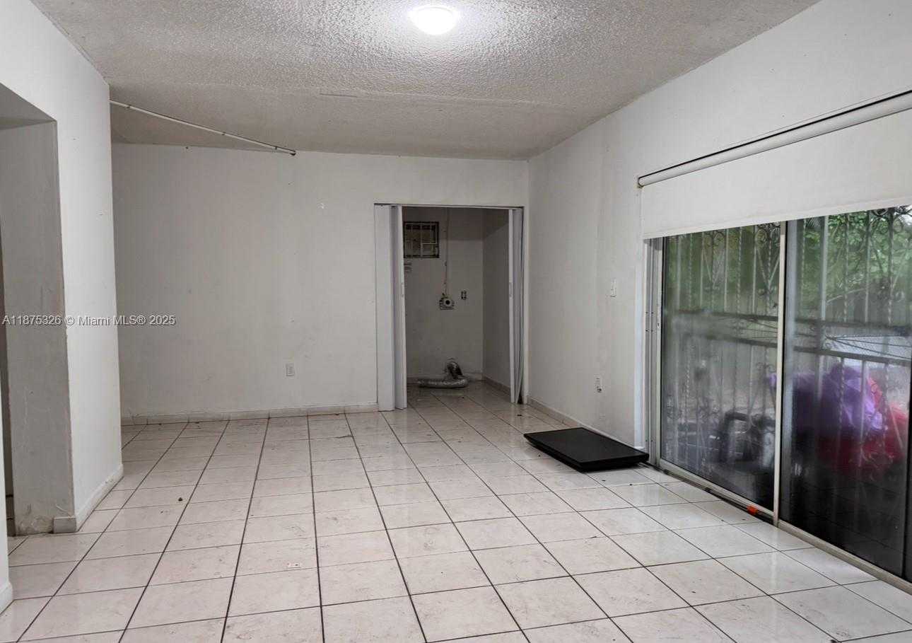 Small Image of 1565 NORTH EAST 141ST ST #1565, North Miami Number 16